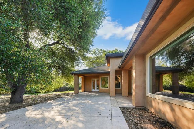 8856 Venikov Pl, Orangevale, CA 95662