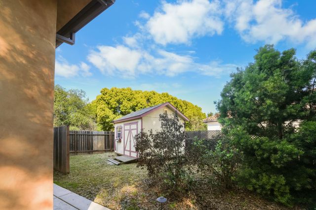 8856 Venikov Pl, Orangevale, CA 95662