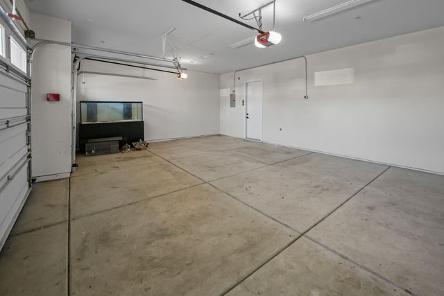 8856 Venikov Pl, Orangevale, CA 95662