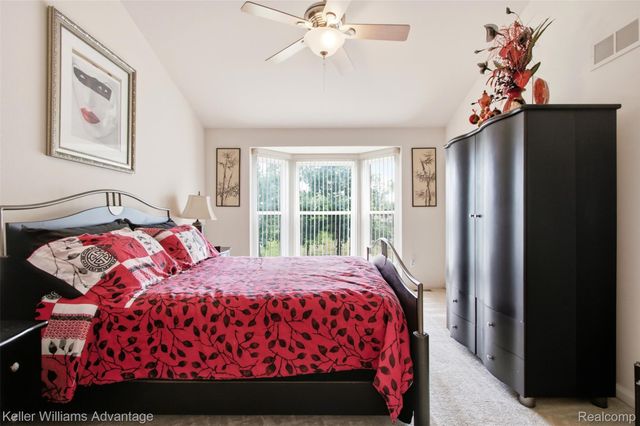 40781 Lenox Park Drive, Novi, MI 48377