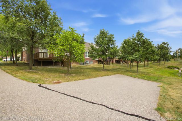 40781 Lenox Park Drive, Novi, MI 48377