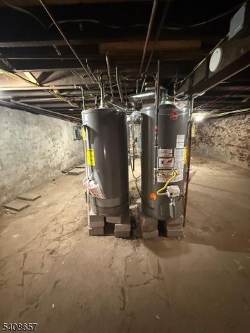 586 N 11Th St, Newark City, NJ 07107