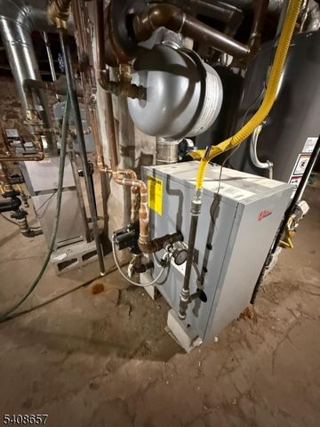 586 N 11Th St, Newark City, NJ 07107