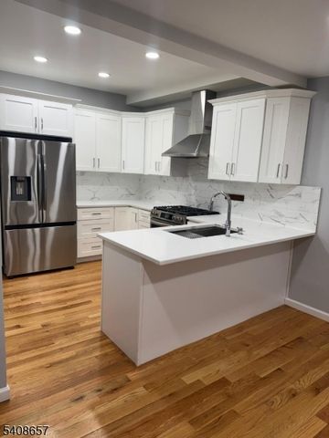 586 N 11Th St, Newark City, NJ 07107