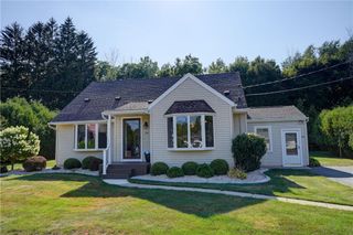 26 High Street, Murray, NY 14470