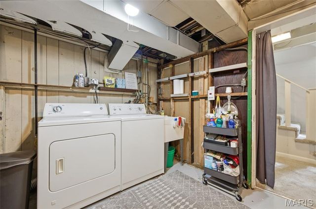 7049 Pershing Avenue, University City, MO 63130