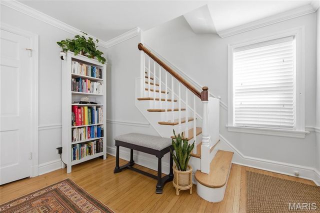 7049 Pershing Avenue, University City, MO 63130