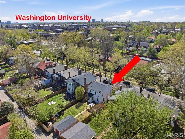 7049 Pershing Avenue, University City, MO 63130