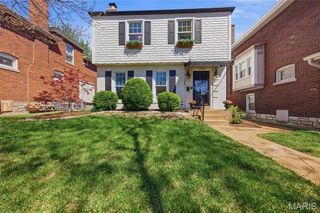 7049 Pershing Avenue, University City, MO 63130
