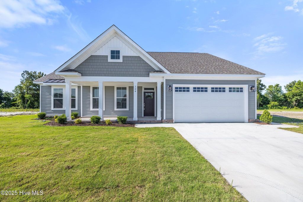 124 Baxter Station Boulevard, Moyock, NC 27958