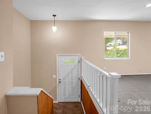 1317 Hyman Avenue, Hendersonville, NC 28792
