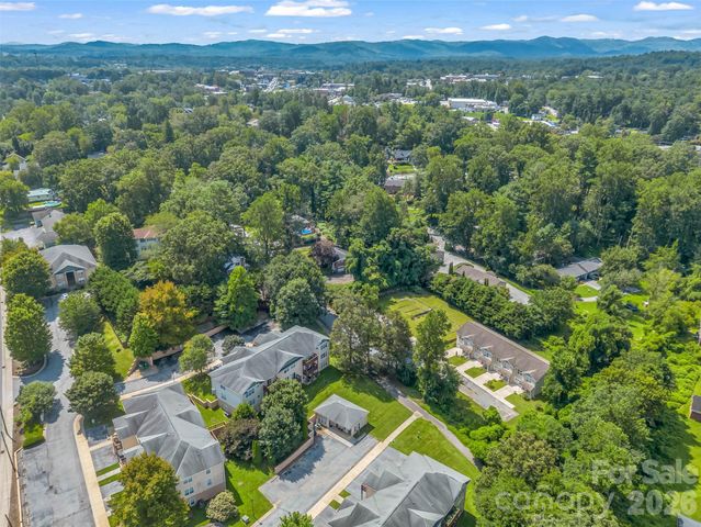 1317 Hyman Avenue, Hendersonville, NC 28792