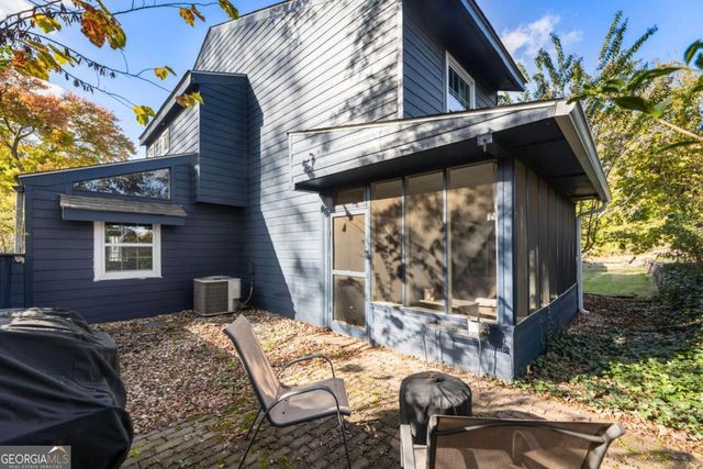 144 Woodhaven Way, Alpharetta, GA 30009