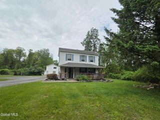 116 Clamsteam Road, Halfmoon, NY 12065