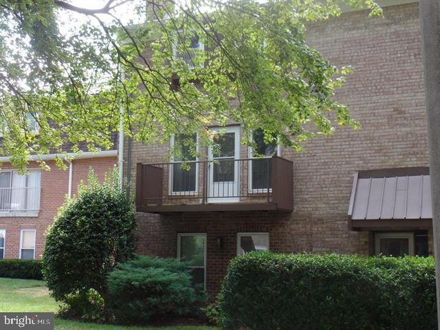 3699 PERSIMMON CIR, Fairfax, VA 22031