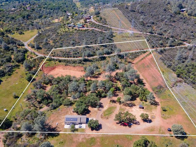 3924 Pine Cone Dr, Rescue, CA 95672