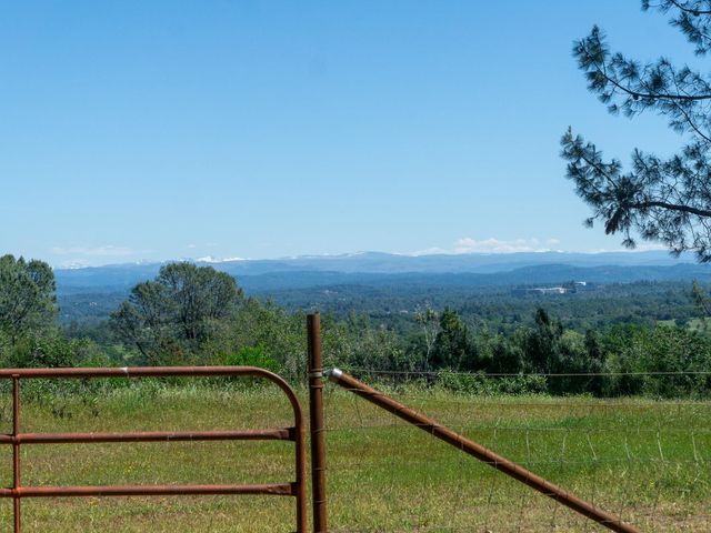 3924 Pine Cone Dr, Rescue, CA 95672