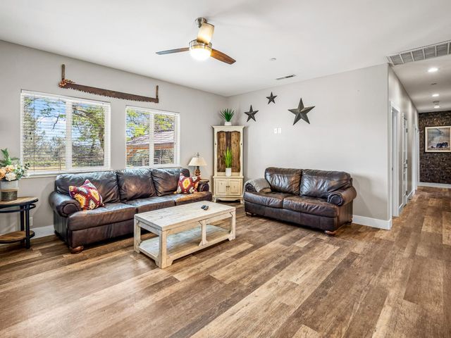 3924 Pine Cone Dr, Rescue, CA 95672
