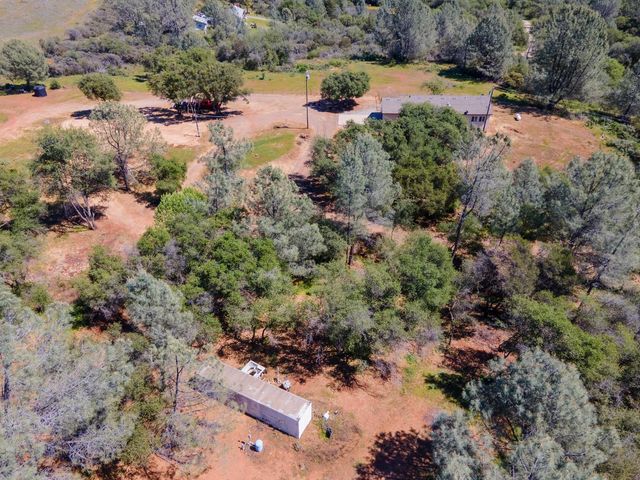 3924 Pine Cone Dr, Rescue, CA 95672