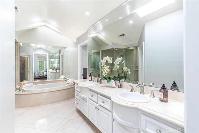 1232 Blue Gum Lane, Newport Beach, CA 92660