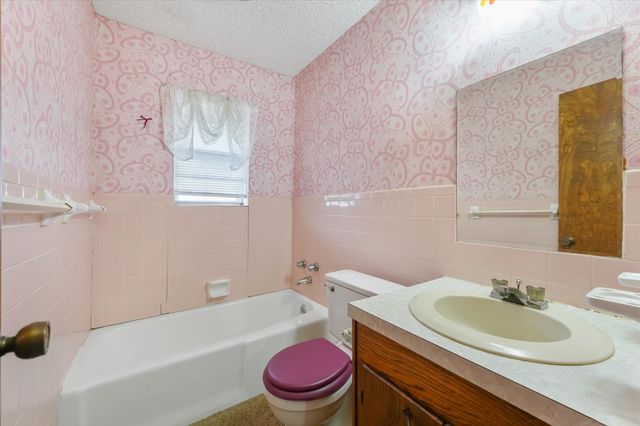 1454 County Road 4120, Bonham, TX 75418