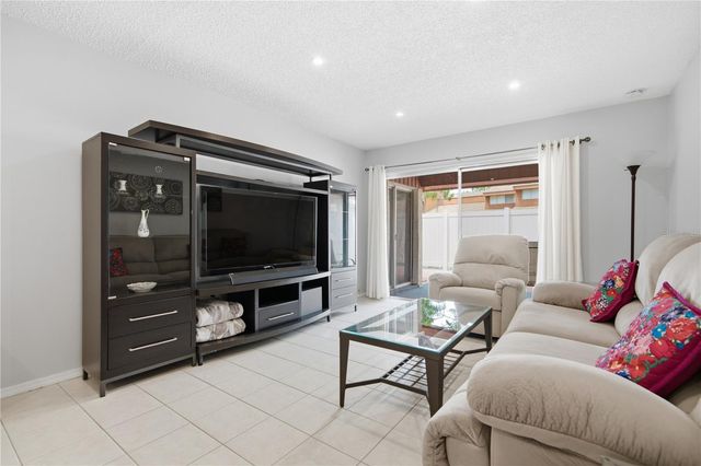 2052 SUNSET POINT ROAD 45, Clearwater, FL 33765