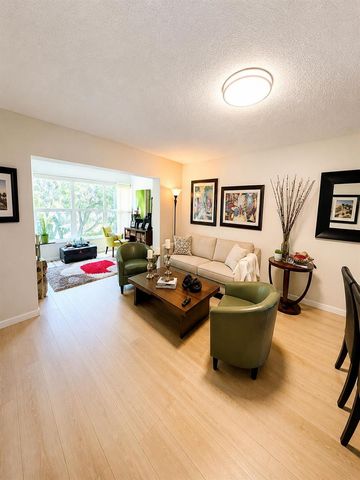 1050 Country Club Drive 303, Margate, FL 33063