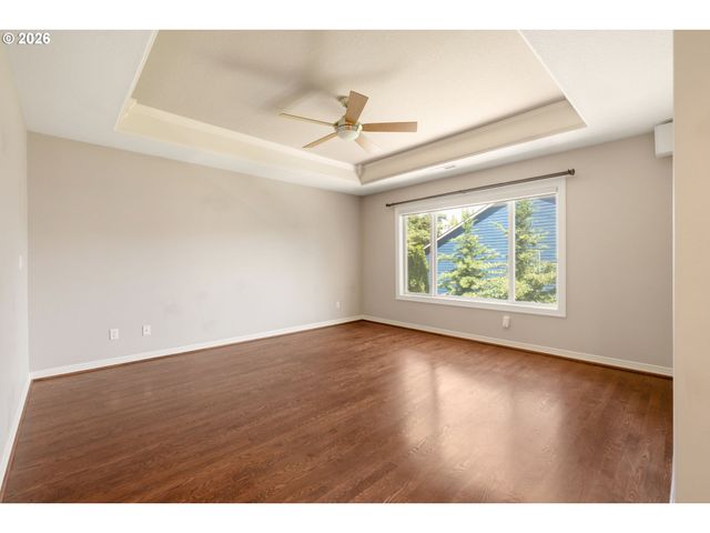 3658 Nw LORIANN Dr, Portland, OR 97229