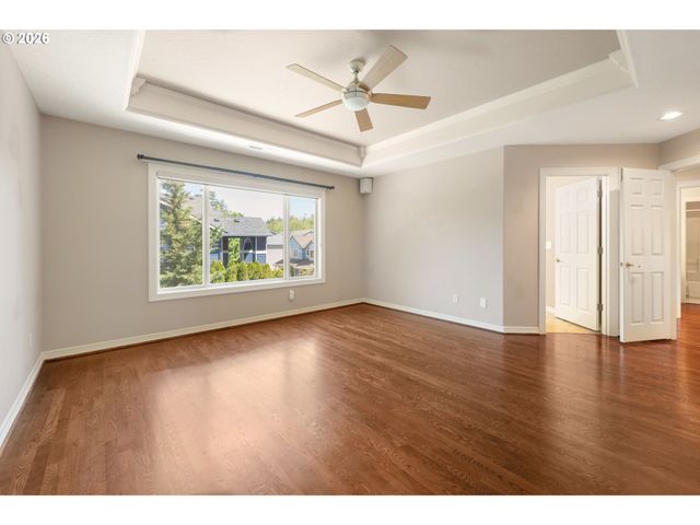 3658 Nw LORIANN Dr, Portland, OR 97229