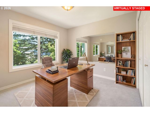 3658 Nw LORIANN Dr, Portland, OR 97229