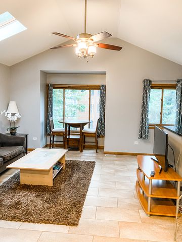 807 S Claremont Avenue 3, Chicago, IL 60612