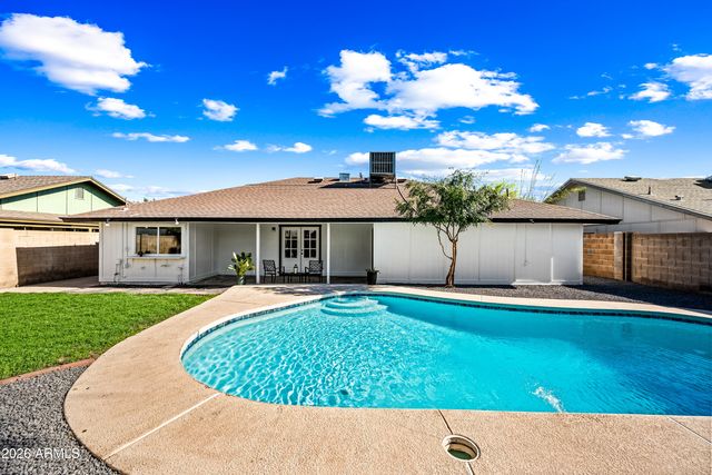 3934 W GLENAIRE Drive, Phoenix, AZ 85053