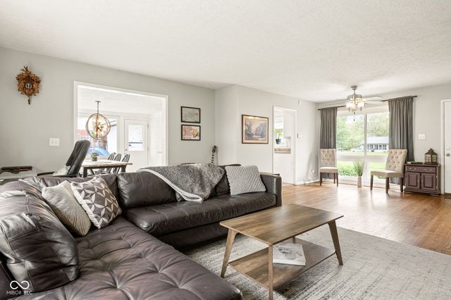 1733 Marian Drive, Indianapolis, IN 46240