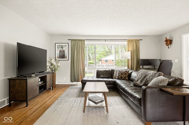 1733 Marian Drive, Indianapolis, IN 46240