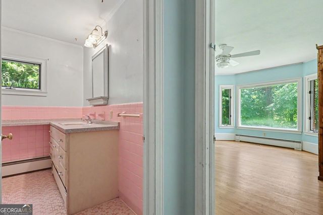1624 Bettys Creek, Rabun Gap, GA 30568