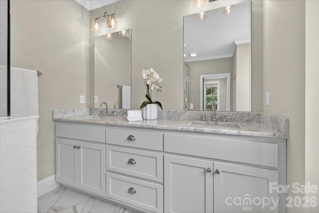 4409 Raney Way, Charlotte, NC 28205