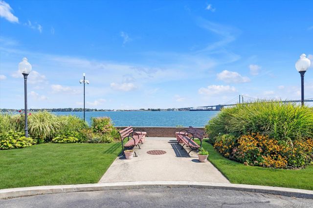 15405 Riverside Drive 12B, Whitestone, NY 11357