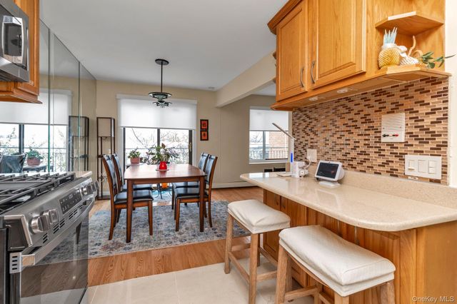15405 Riverside Drive 12B, Whitestone, NY 11357