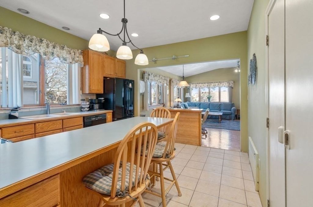 11 Jenison St. 2, Newton, MA 02460