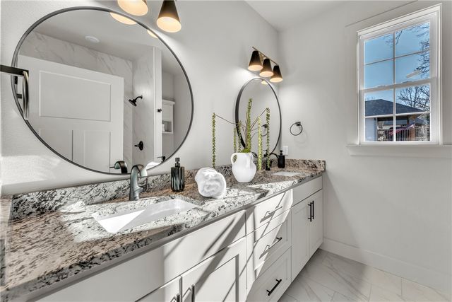 20 Marionet Lane, Bella Vista, AR 72714