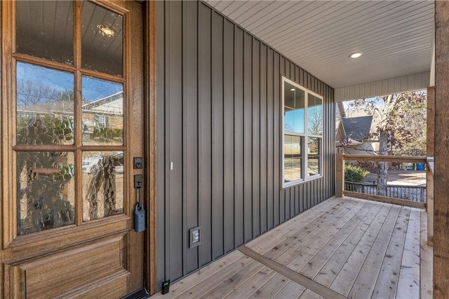 20 Marionet Lane, Bella Vista, AR 72714