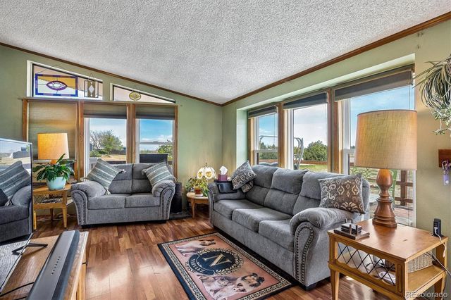 781 S Biloxi Street, Aurora, CO 80018