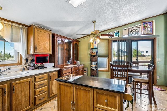 781 S Biloxi Street, Aurora, CO 80018