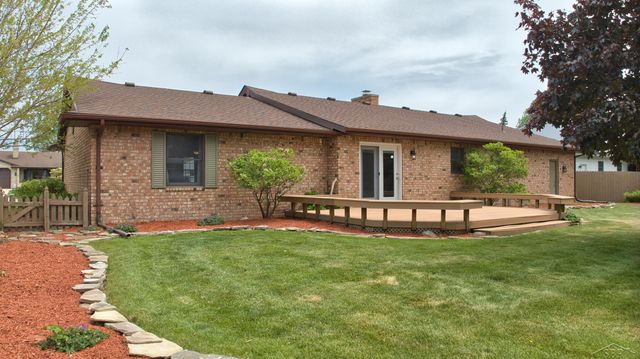 759 Pilgram Dr. E Drive, Saginaw, MI 48638
