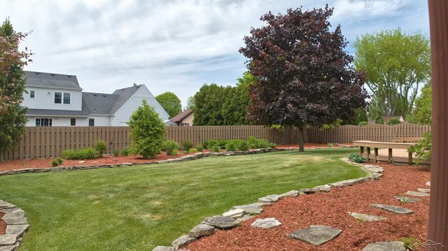 759 Pilgram Dr. E Drive, Saginaw, MI 48638