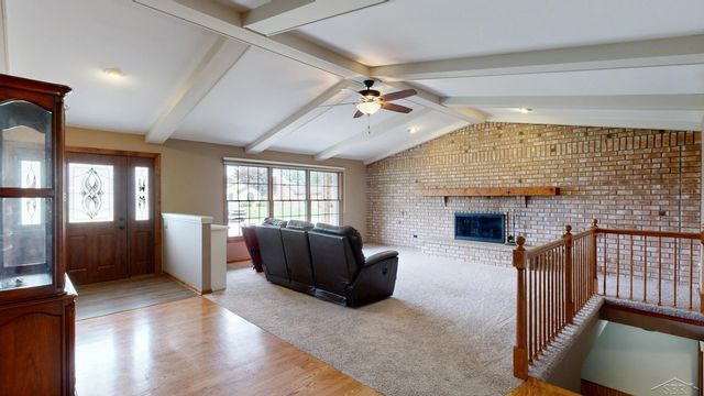 759 Pilgram Dr. E Drive, Saginaw, MI 48638