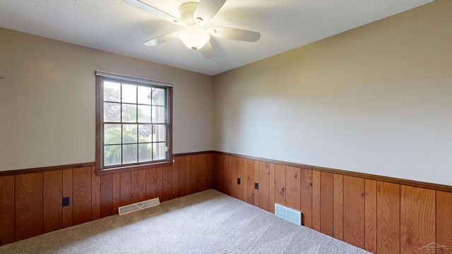 759 Pilgram Dr. E Drive, Saginaw, MI 48638