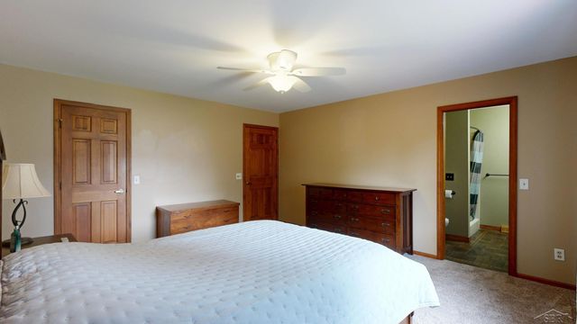 759 Pilgram Dr. E Drive, Saginaw, MI 48638