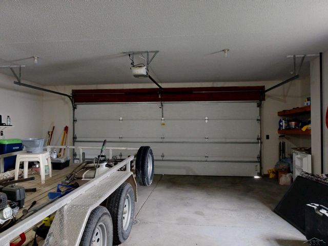 759 Pilgram Dr. E Drive, Saginaw, MI 48638