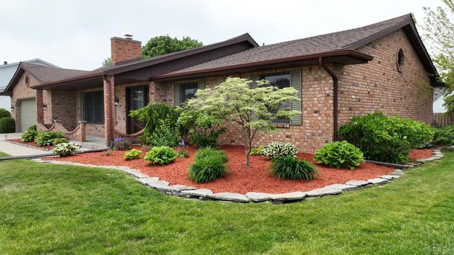 759 Pilgram Dr. E Drive, Saginaw, MI 48638